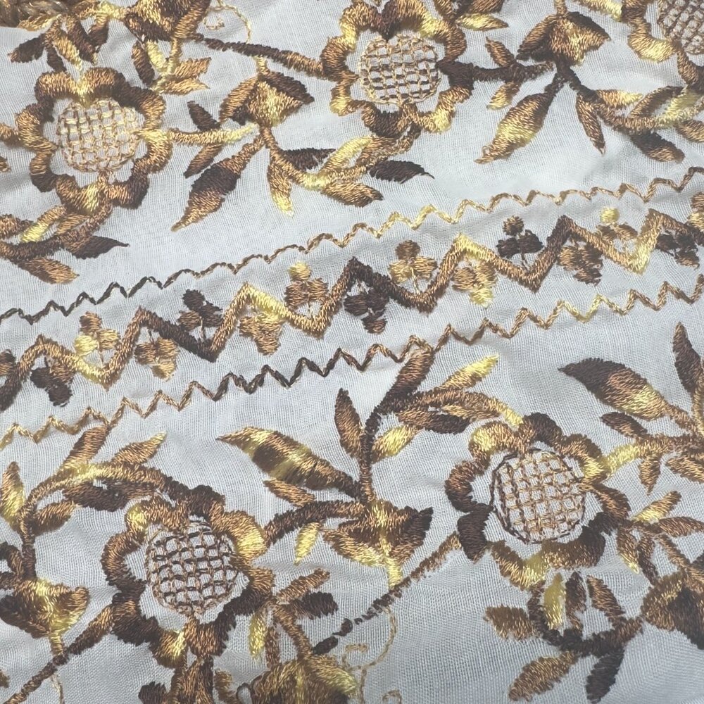 NWOT WOMENS TOP BOHO FLOATY WHITE PEASANT BLOUSE GOLDEN EMBROIDERY COTTAGECORE M - Picture 7 of 10